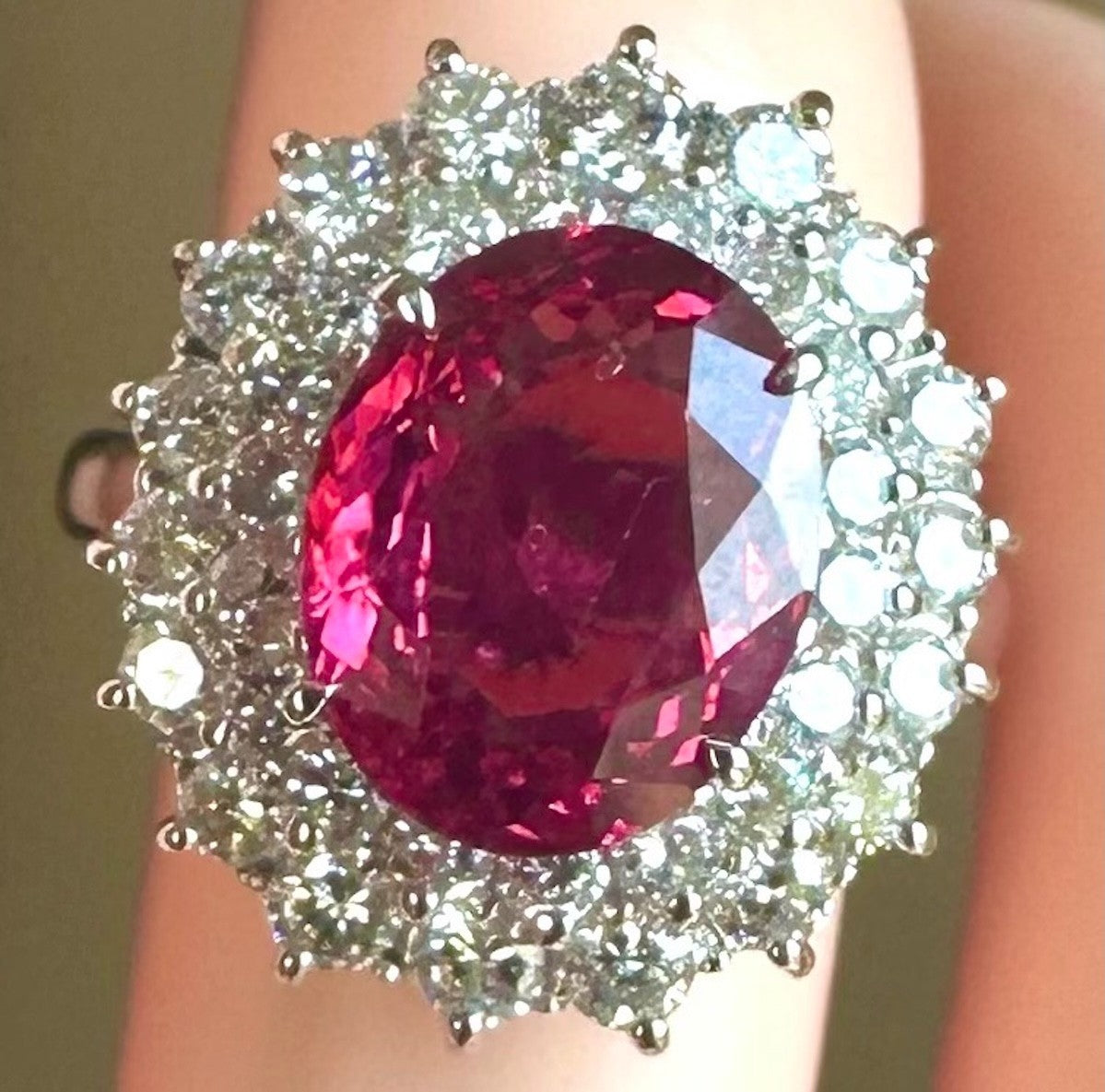 A Magnificent 3.03ct Unheated Burma Red Spinel & Diamond Ring