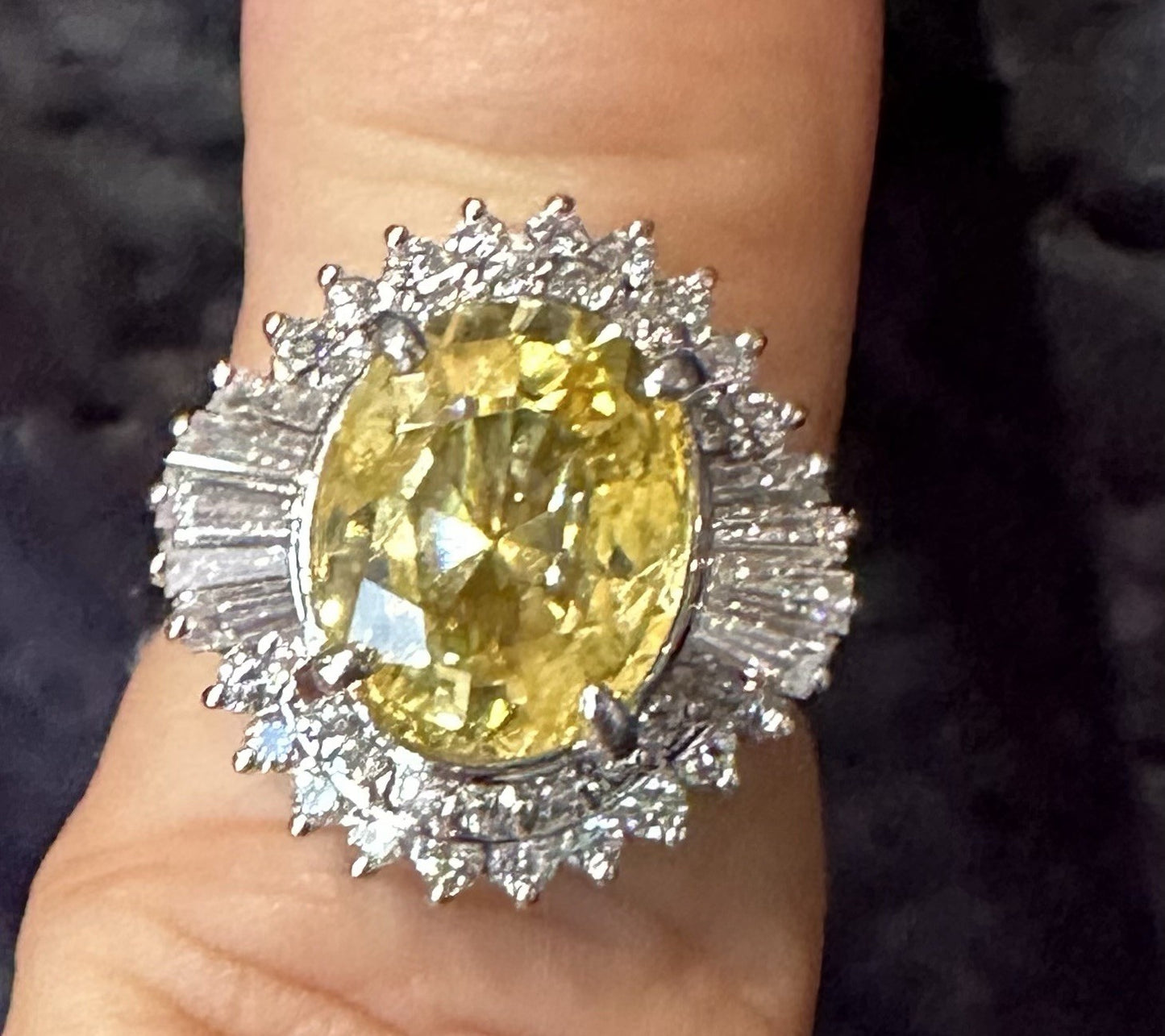 An Exquisite 4.81ct Unheated Lemon Yellow Sapphire Platinum & Diamond Ring