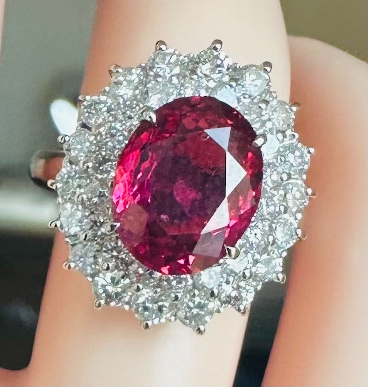 A Magnificent 3.03ct Unheated Burma Red Spinel & Diamond Ring