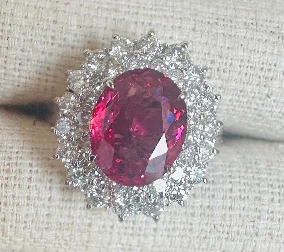 A Magnificent 3.03ct Unheated Burma Red Spinel & Diamond Ring