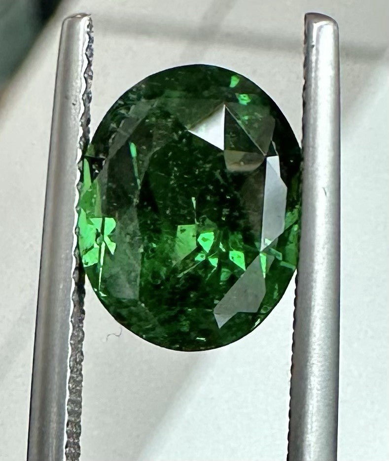 A Wonderful 5.30ct Tsavorite