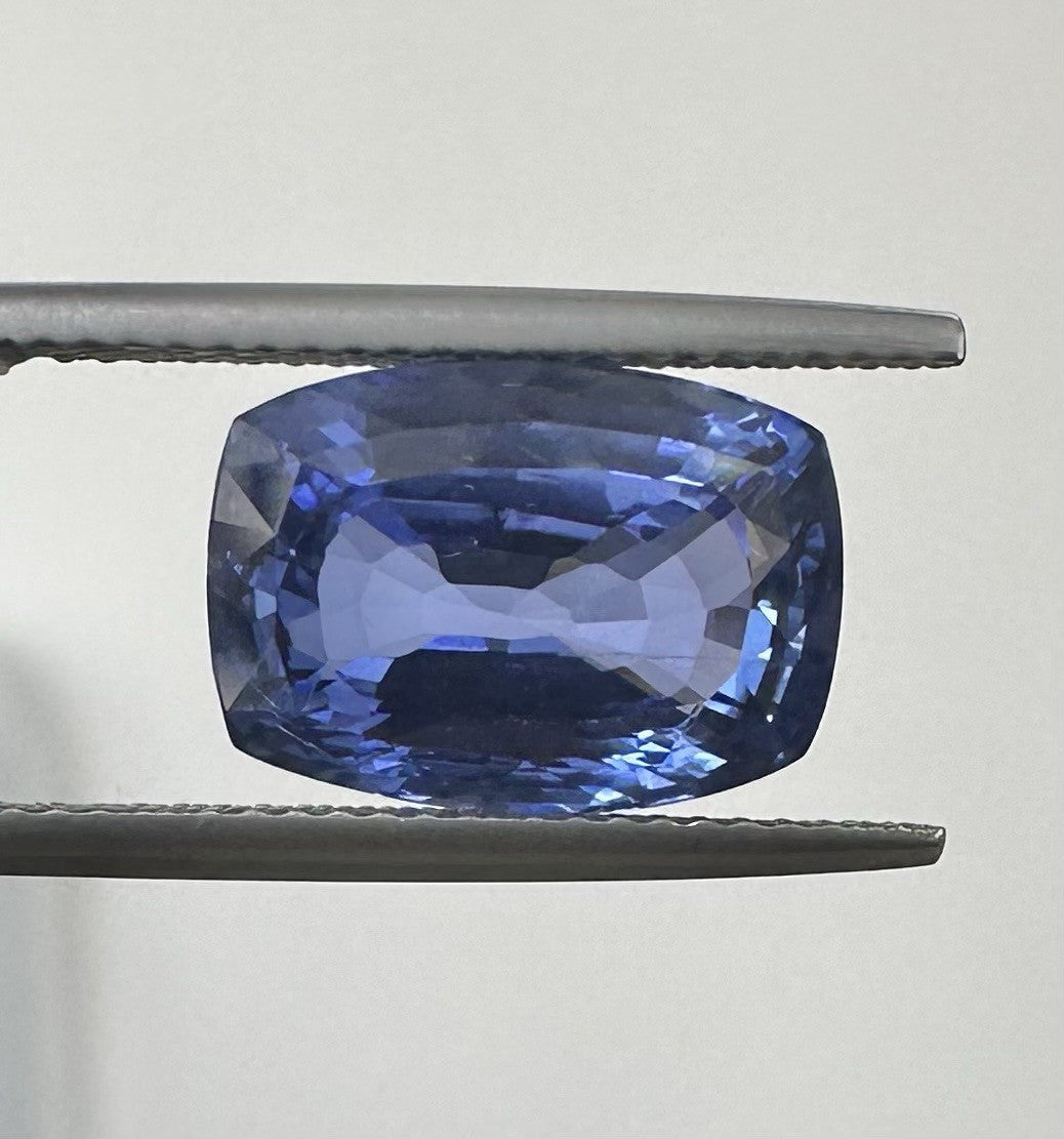 A Stunning Unheated No Heat 8.29ct Blue Sapphire AIGS