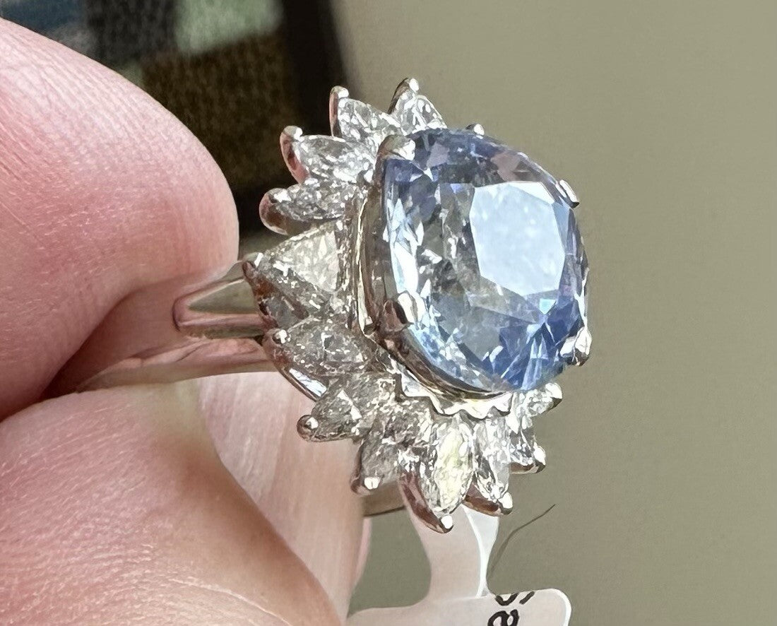 A Delightful 4.42ct Unheated Light Blue Sapphire Platinum & Diamond Ring GIA