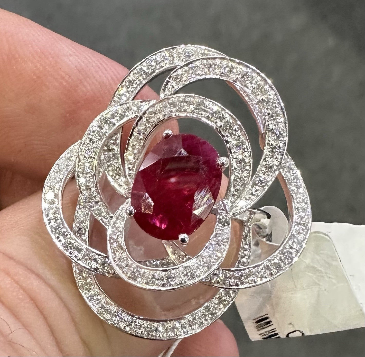 An Exquisite 2.53ct Thai Ruby & Diamond Platinum Ring GRS