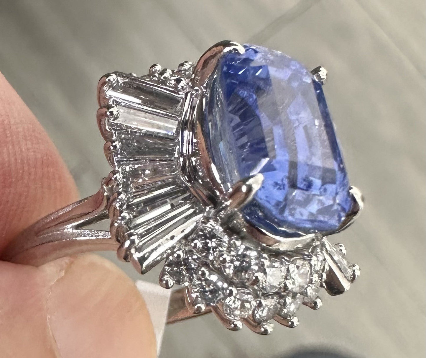 Unheated 7.38ct Blue Sapphire No Heat 18k & Diamond Ring & Cert - Stunning!