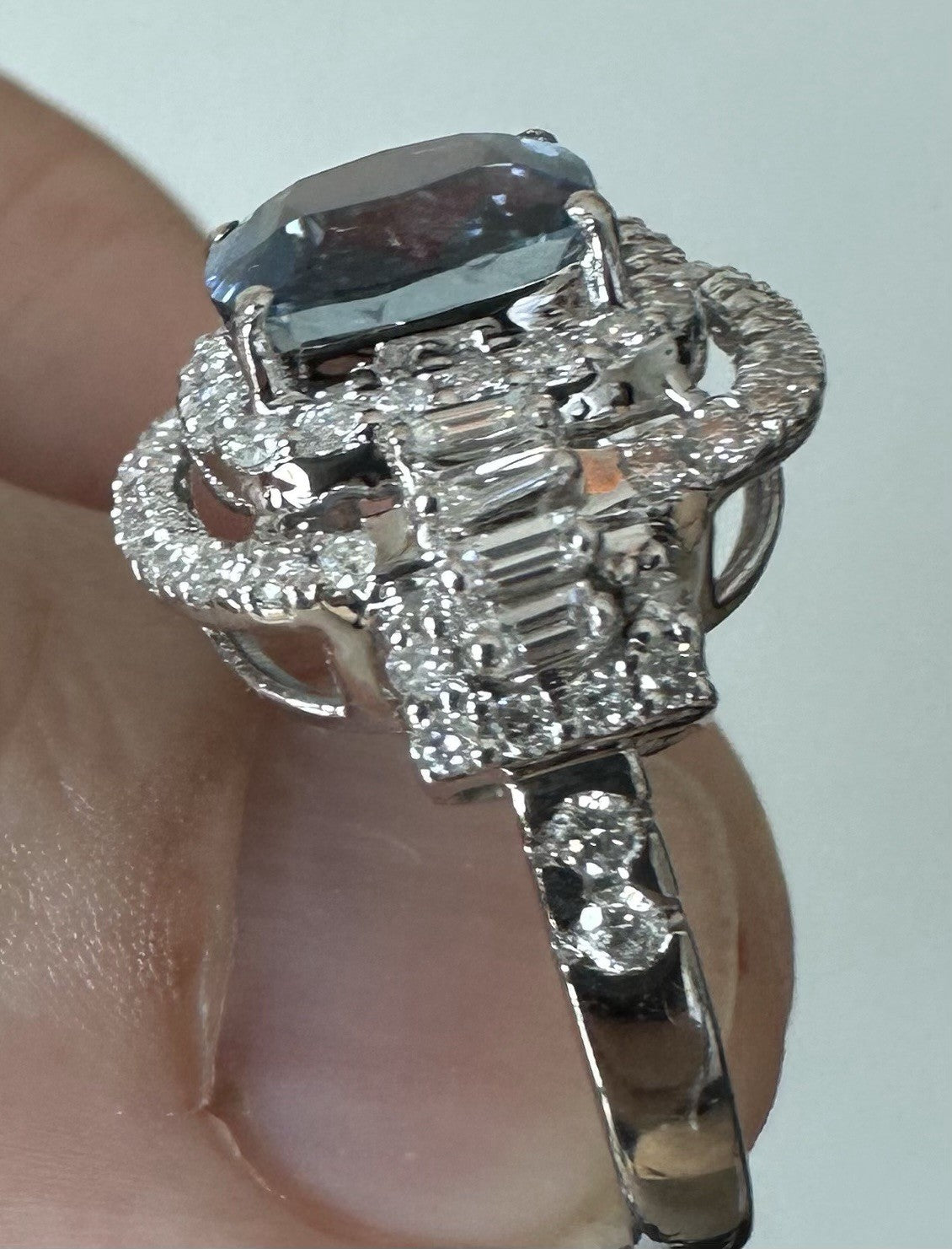 Burma 3.65ct Unheated Blue Sapphire 18k Ring & Cert - No Heat