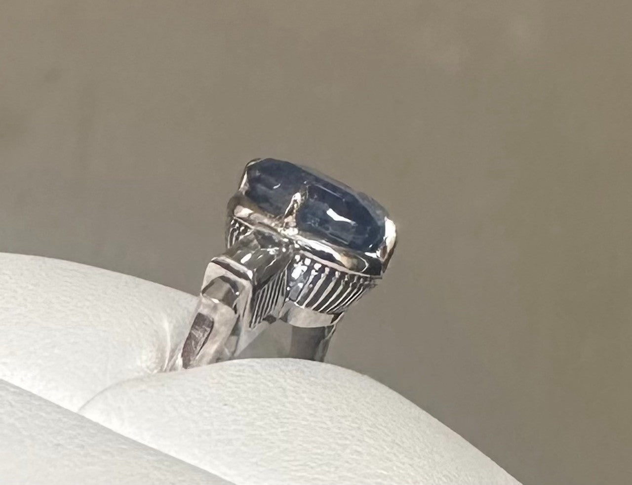 Unheated 3.14ct Blue Sapphire Platinum & Diamond Ring GIA