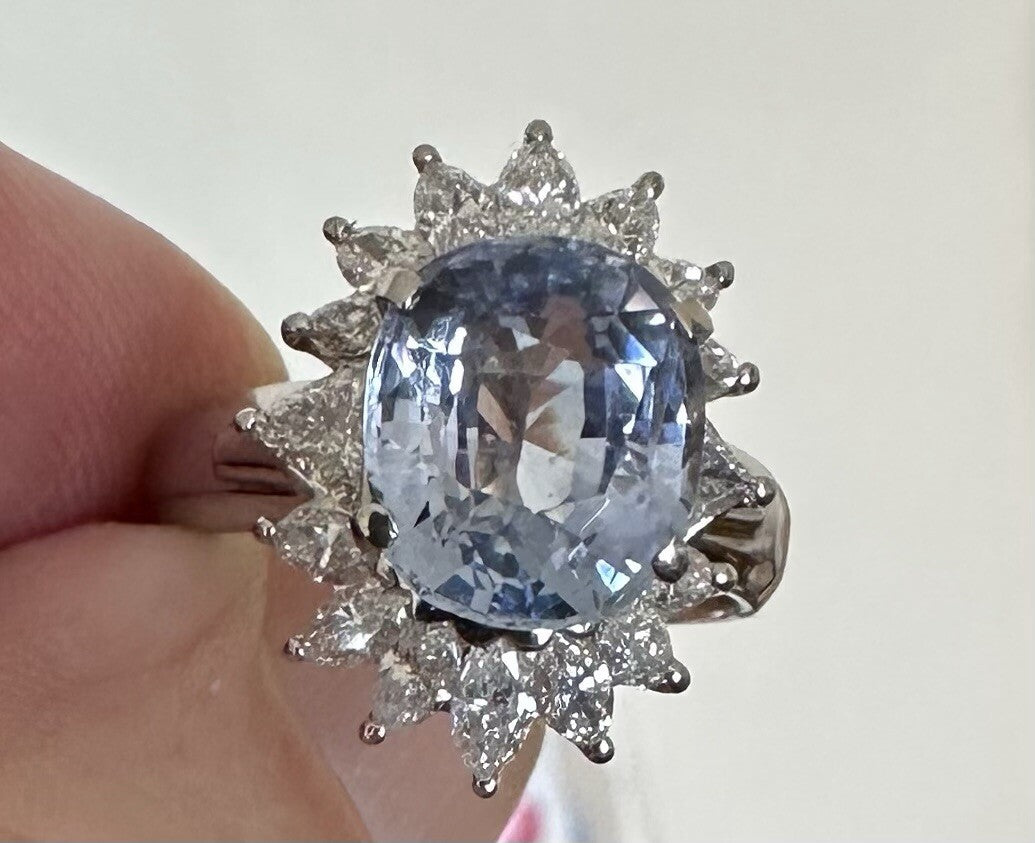 A Delightful 4.42ct Unheated Light Blue Sapphire Platinum & Diamond Ring GIA