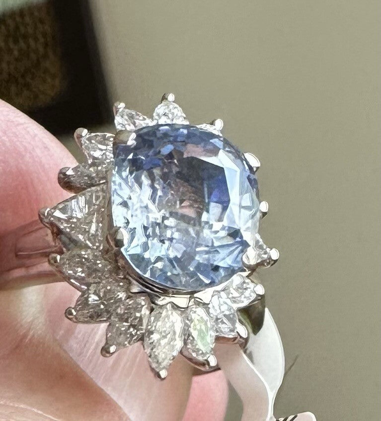 A Delightful 4.42ct Unheated Light Blue Sapphire Platinum & Diamond Ring GIA