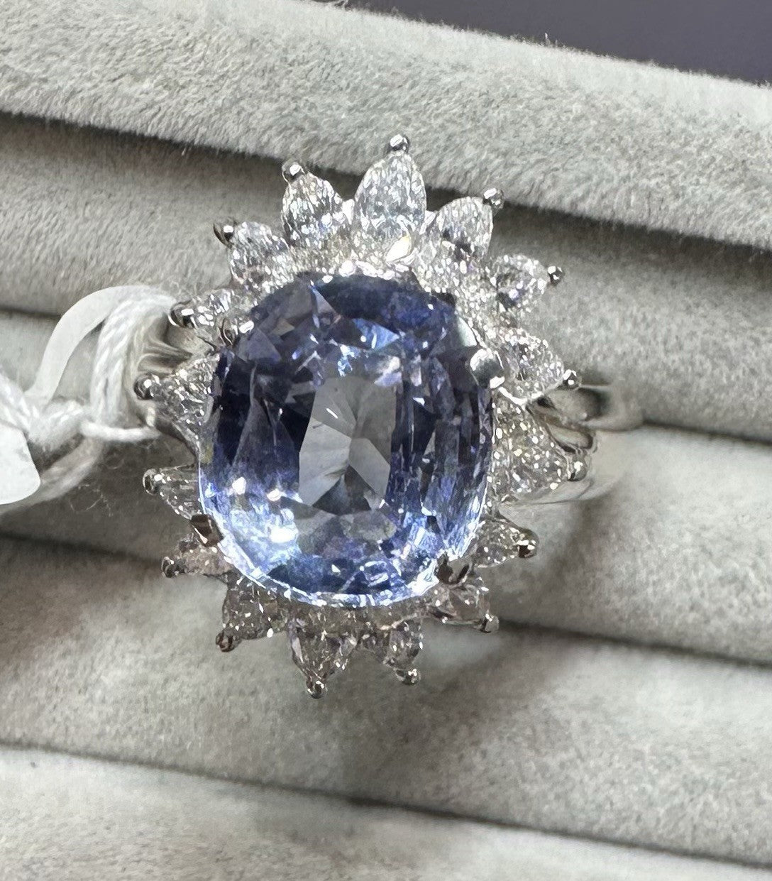 A Delightful 4.42ct Unheated Light Blue Sapphire Platinum & Diamond Ring GIA