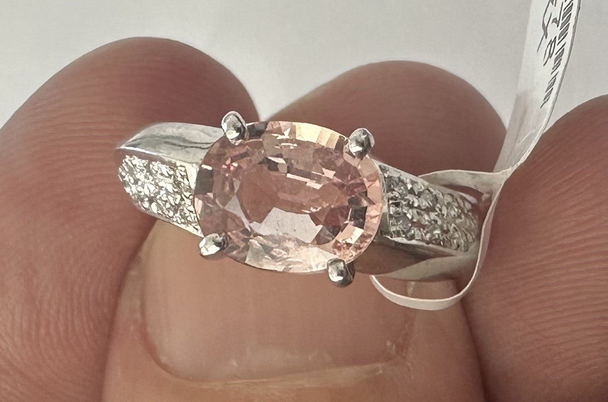 A Delightful 2.11ct Padparadscha Sapphire & Diamond Platinum Ring