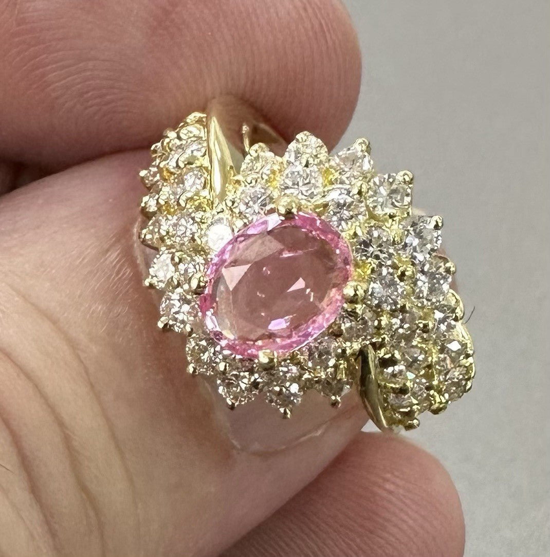 A Delightful 1.25ct Padparadscha Sapphire & Diamond 18k Ring