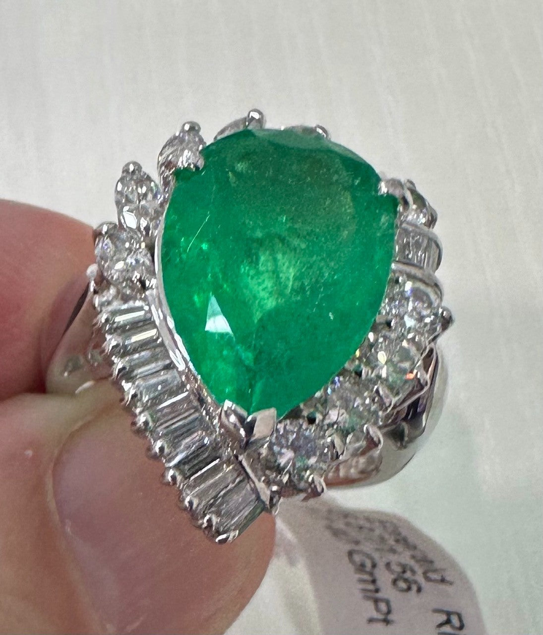 An Extraordinary 5.87ct Colombia Emerald & Diamond Platinum Ring