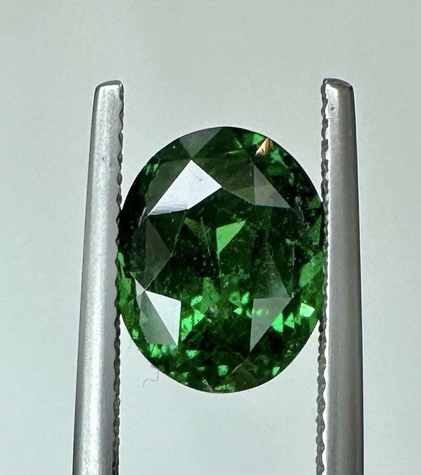 A Wonderful 5.30ct Tsavorite