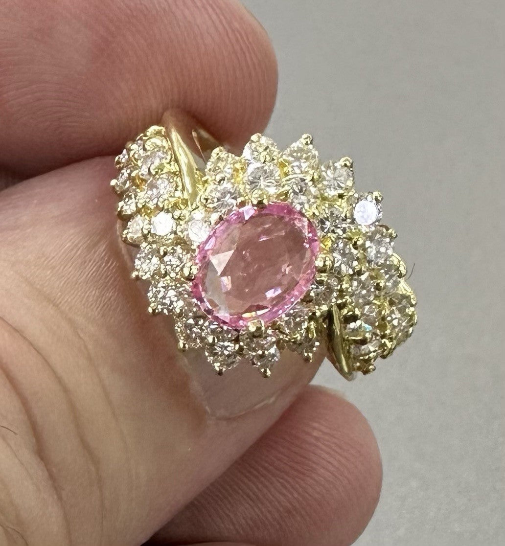 A Delightful 1.25ct Padparadscha Sapphire & Diamond 18k Ring
